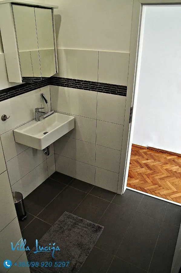 Guest house Rooms Villa Lucija Kraljevica